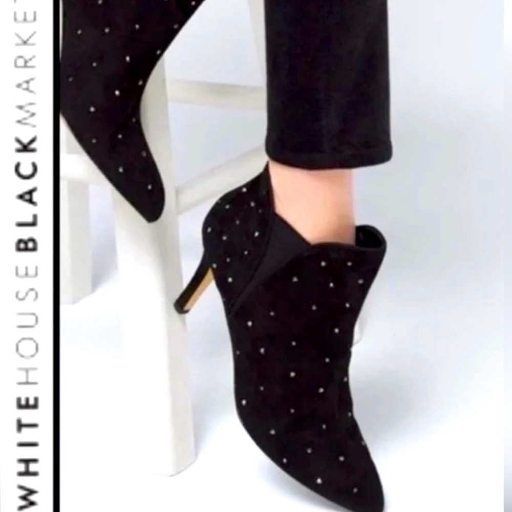 White House Black Market Laila Suede Rhinestone Women’s Black Ankle Boots Size 7